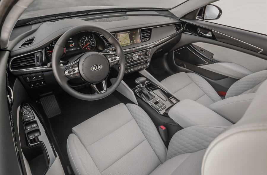 Торпедо Kia Cadenza (YG) 2016 года  (NA) (фото 35 из 41)